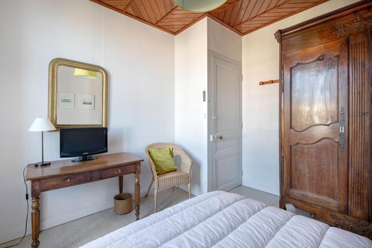 Villa Demeure Familiale De Prefailles Pour 12 Personnes Exterior foto